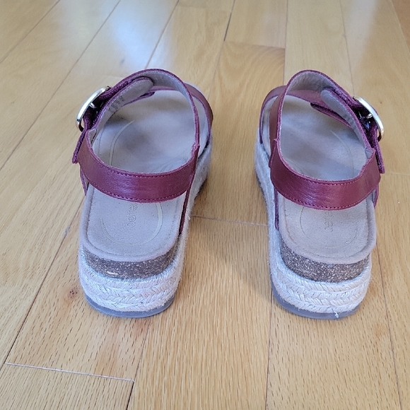 Aetrex Women's Burgundy Espadrille Sandals - Picture 3 of 4